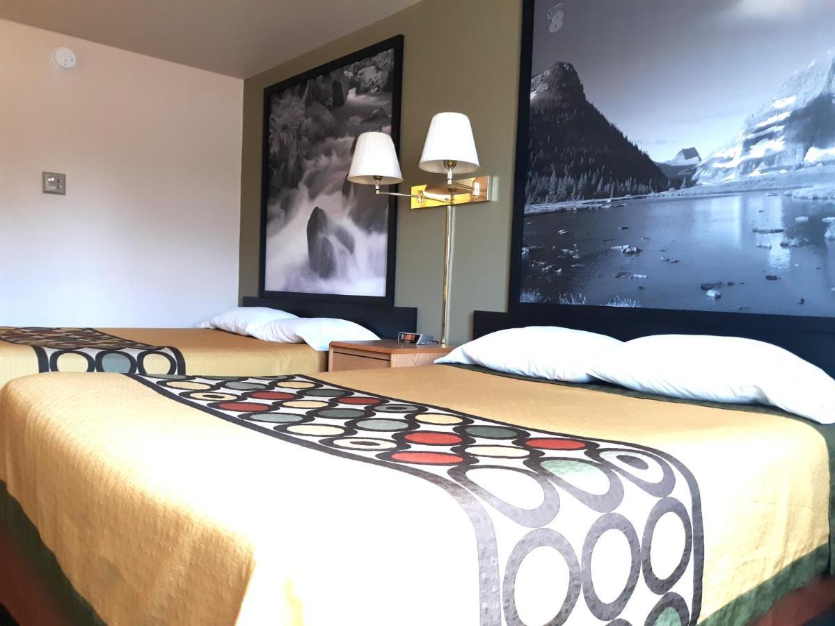 Hotel Super 8 By Wyndham Hamilton Zewnętrze zdjęcie