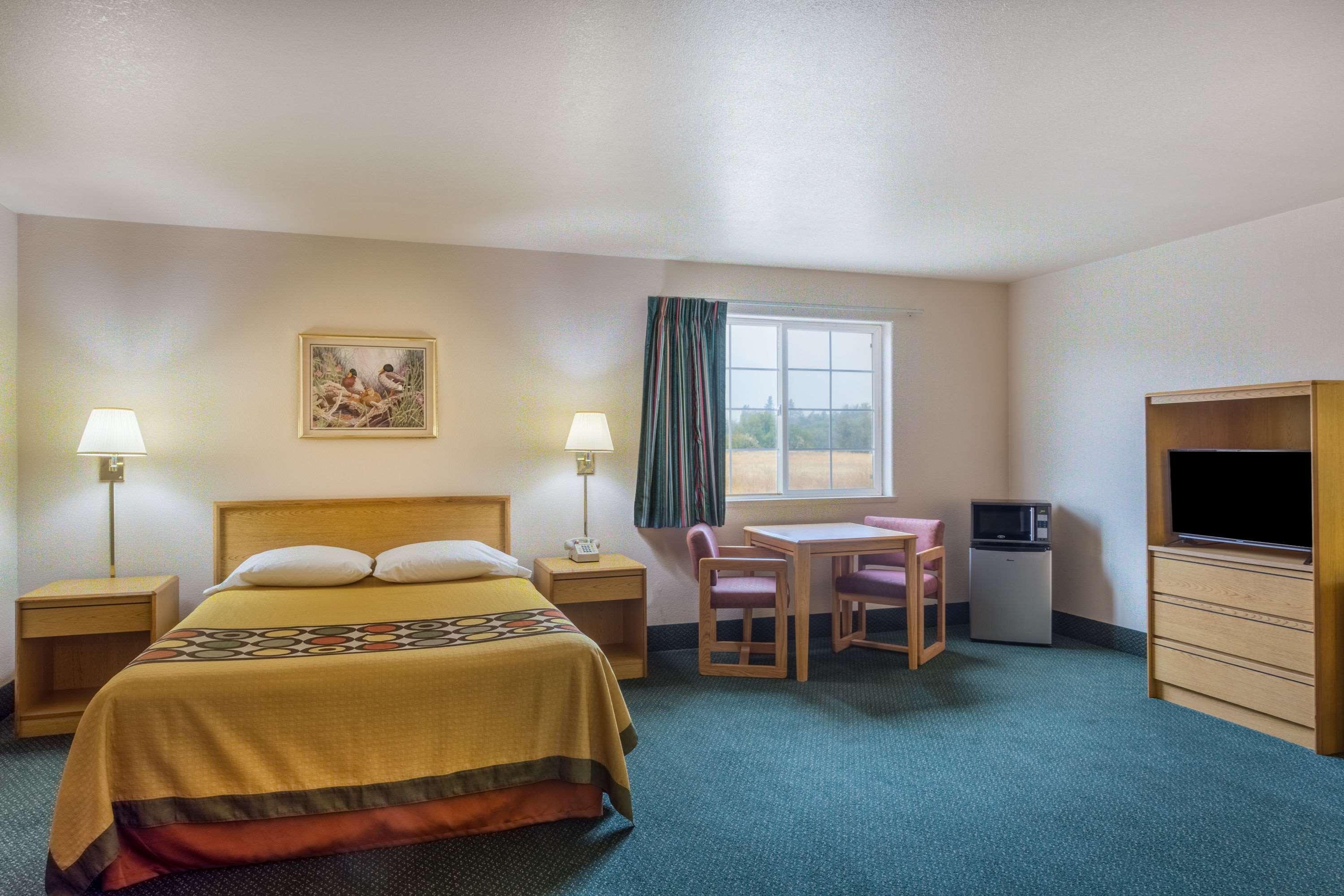 Hotel Super 8 By Wyndham Hamilton Zewnętrze zdjęcie
