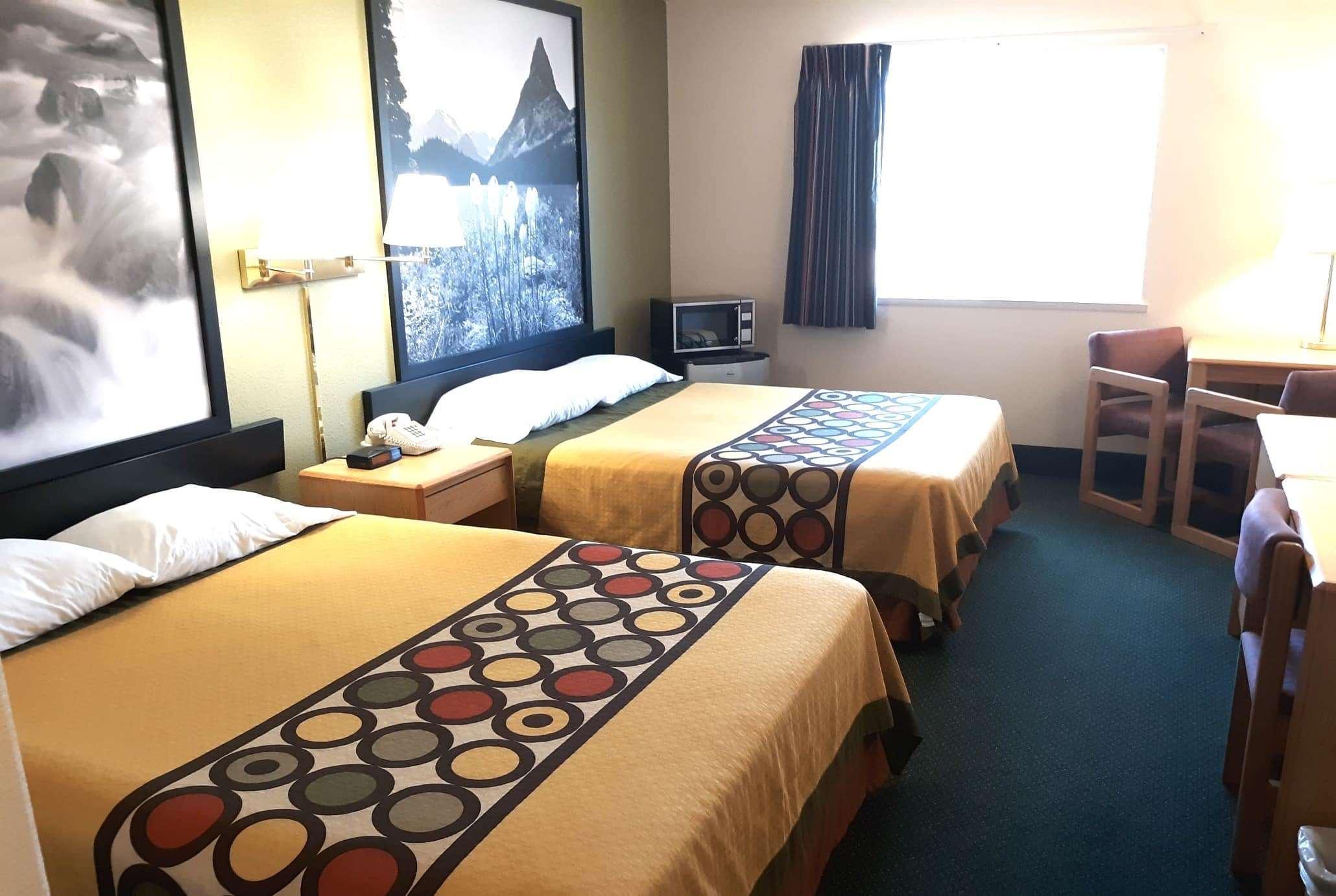 Hotel Super 8 By Wyndham Hamilton Zewnętrze zdjęcie